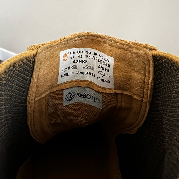 NWOB Timberland Women's Chelsea Boot - Picture 6 of 7